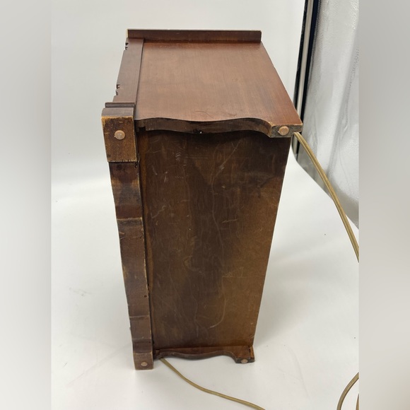 Vintage RCA Solid State Dual Speaker AM FM Radio RLC-62L - Picture 7 of 10